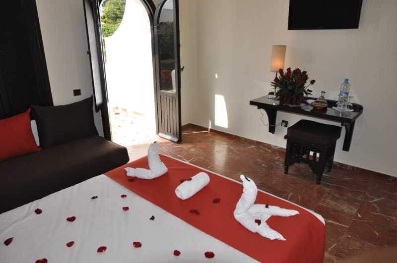 โฮเต็ล เล โอมายาเดส Hotel อกาดีร์ ภายนอก รูปภาพ