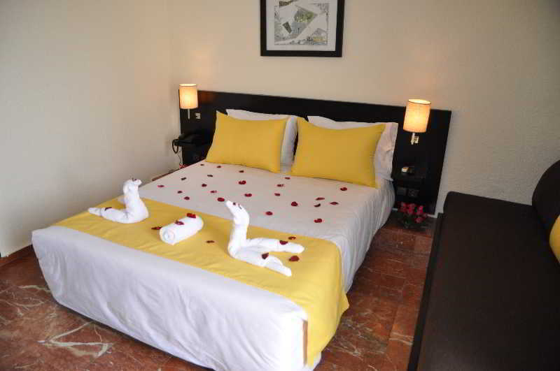 โฮเต็ล เล โอมายาเดส Hotel อกาดีร์ ภายนอก รูปภาพ